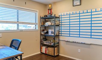 4959 US Hwy 90, Alleyton, TX 78935