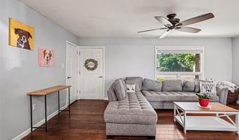 11 Windswept Dr, Arnold, MO 63010