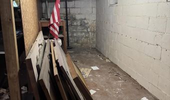 701 MAPLE St, Atlantic, IA 50022