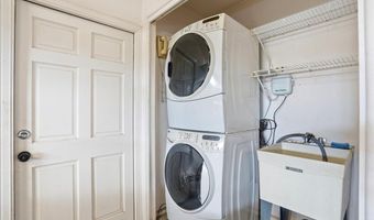 77 Kealohilani St, Kahului, HI 96732
