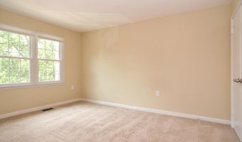 3816 USHER Ct, Alexandria, VA 22304