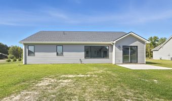 108 Oak Tree Pl, Avilla, IN 46710