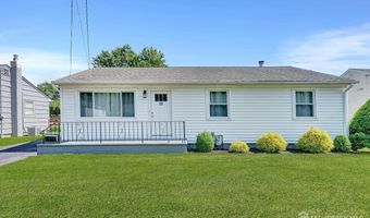 22 Berkshire St, Avenel, NJ 07001