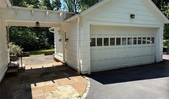 950 Merriman Rd, Akron, OH 44303