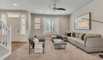 296 S 600 W, Centerville, UT 84014