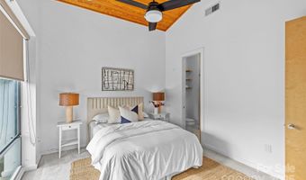 2116 Mcclintock Rd 232, Charlotte, NC 28205