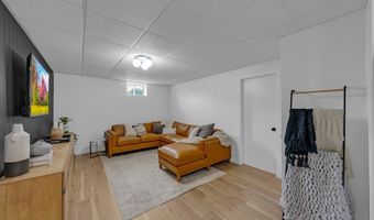 1001 9th Avenue Pl SE, Altoona, IA 50009