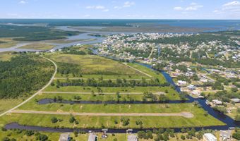 5140 Atlantis Dr, Bay St. Louis, MS 39520