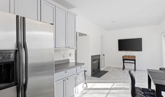 13 SYCAMORE Ln, Bear, DE 19701
