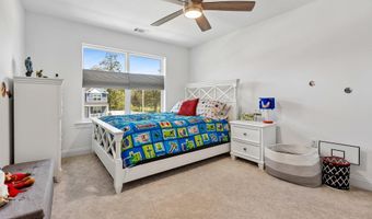 1 Melinda Ct, Bayville, NJ 08721