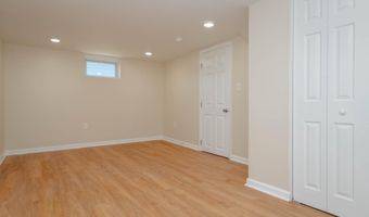 708 WEBB St, Aberdeen, MD 21001