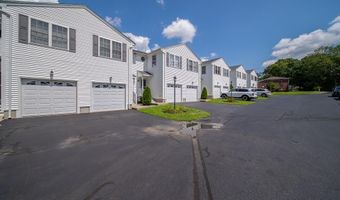 572 Smithfield Rd 8, North Providence, RI 02904