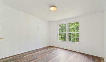 258 Coles Point Rd, Batesville, MS 38606