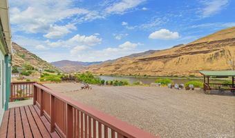 31018 Snake River Rd, Asotin, WA 99402