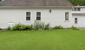 16 Burgess Rd, Foster, RI 02825