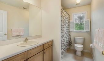 221 Sussex Ave, Andover, NJ 07860