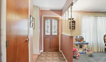 1914 S Avon Ave, Avon, IN 46123
