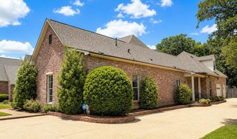 17744 Pecan Shadows Dr, Baton Rouge, LA 70810