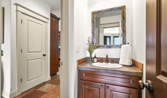 21980 SE UPPER MATTHEWS CREEK Ln, Amity, OR 97101
