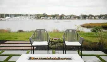 126 Riverside Dr 1, East Providence, RI 02915