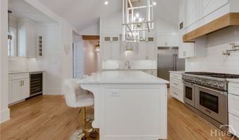 410 Milledge Cir, Athens, GA 30606