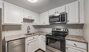 602 NEWBRIDGE Ct 602, Arnold, MD 21012