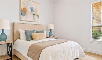 2407 Resort Dr, Heath, TX 75126