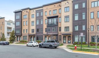 23586 WATERFORD DOWNS Ter, Ashburn, VA 20148