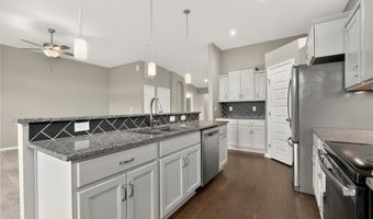 7523 Devonshire Dr, Alexandria, KY 41001