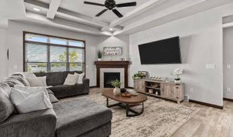 2818 W HIDDEN PINE Dr, Appleton, WI 54913