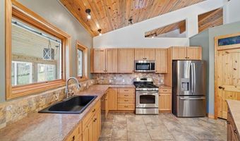 9028 Cascade Ave, Beulah, CO 81023