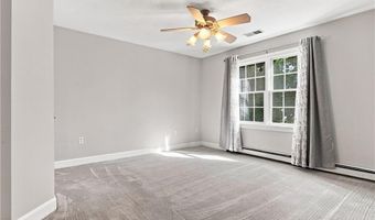 6 Cathedral Ct, Cumberland, RI 02864
