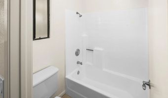 2033 FIESTA Gln, Escondido, CA 92027