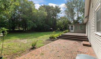 38 Greenwood Rd, North Kingstown, RI 02852