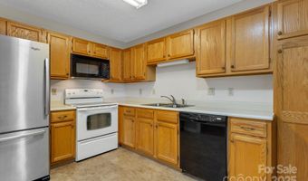 4603 Breakers Ln, Asheville, NC 28806