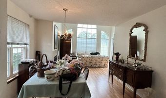 952 W Happfield Dr 2828, Arlington Heights, IL 60004