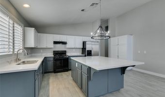 2744 Summerchase Ln, Henderson, NV 89052
