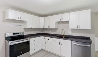 1831 S ONEIDA St, Appleton, WI 54915