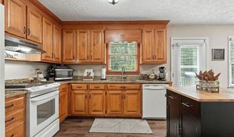 1023 Laurel Lake Dr, Ball Ground, GA 30107