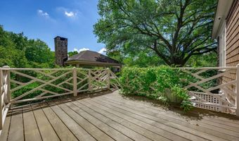 2012 Broad St, Camden, SC 29020