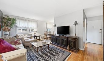 297 Merrick Rd D 1, Amityville, NY 11701
