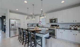 4891 159th St W, Apple Valley, MN 55124