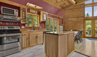 827 Mount Cardigan Rd, Alexandria, NH 03222