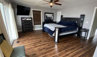247 Shore Dr, Salter Path, NC 28575