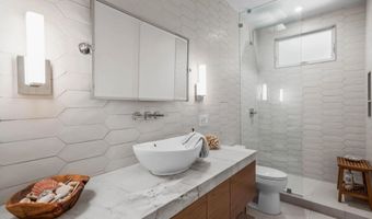 923 Merlo Ct, Carlsbad, CA 92011