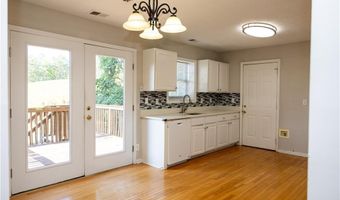 5079 Newpark Dr NW, Acworth, GA 30101