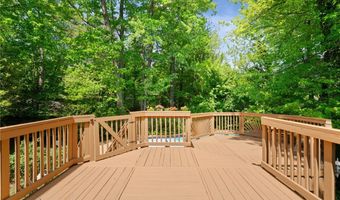 8502 WOODBINE Ln, Annandale, VA 22003