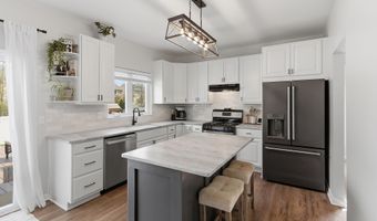 44 Bridle Path, Bayville, NJ 08721