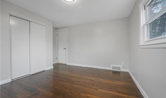 6 Hilton Ave, East Providence, RI 02915