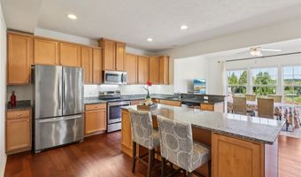 818 Hilliary Ln, Aurora, OH 44202
